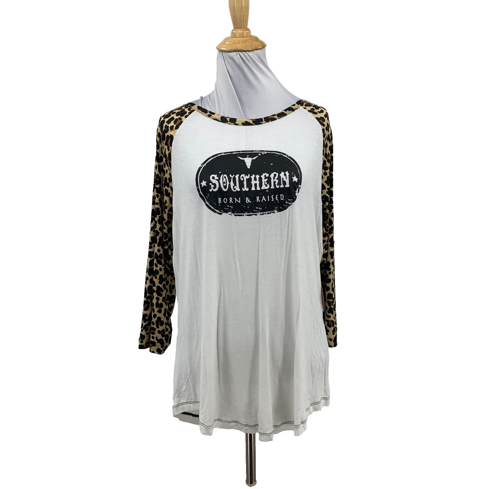 Cowgirl Hardware Shirt Women M Medium Southern Leopard Raglan Sleeve Western